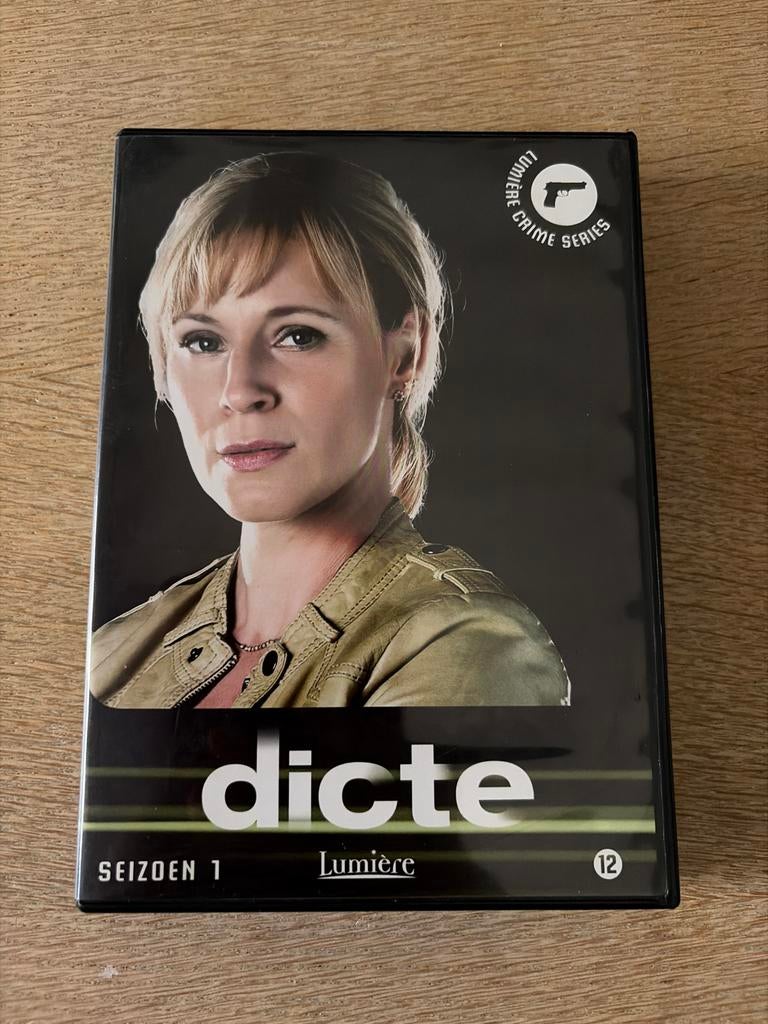 Dicte seizoen 1, Cd's en Dvd's, Dvd's | Tv en Series, Vanaf 12 jaar, Ophalen of Verzenden, Gebruikt