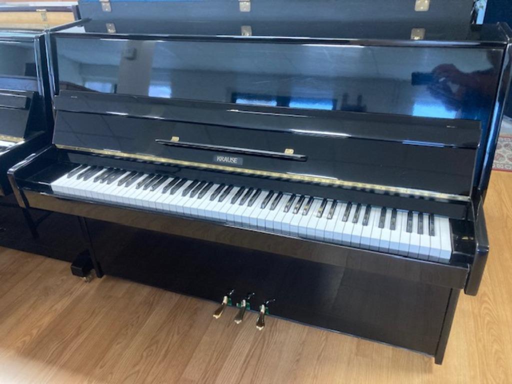 Zwart hoogglans KRAUSE piano met garantie en levering., Gebruikt, Verzenden, Zwart, Piano