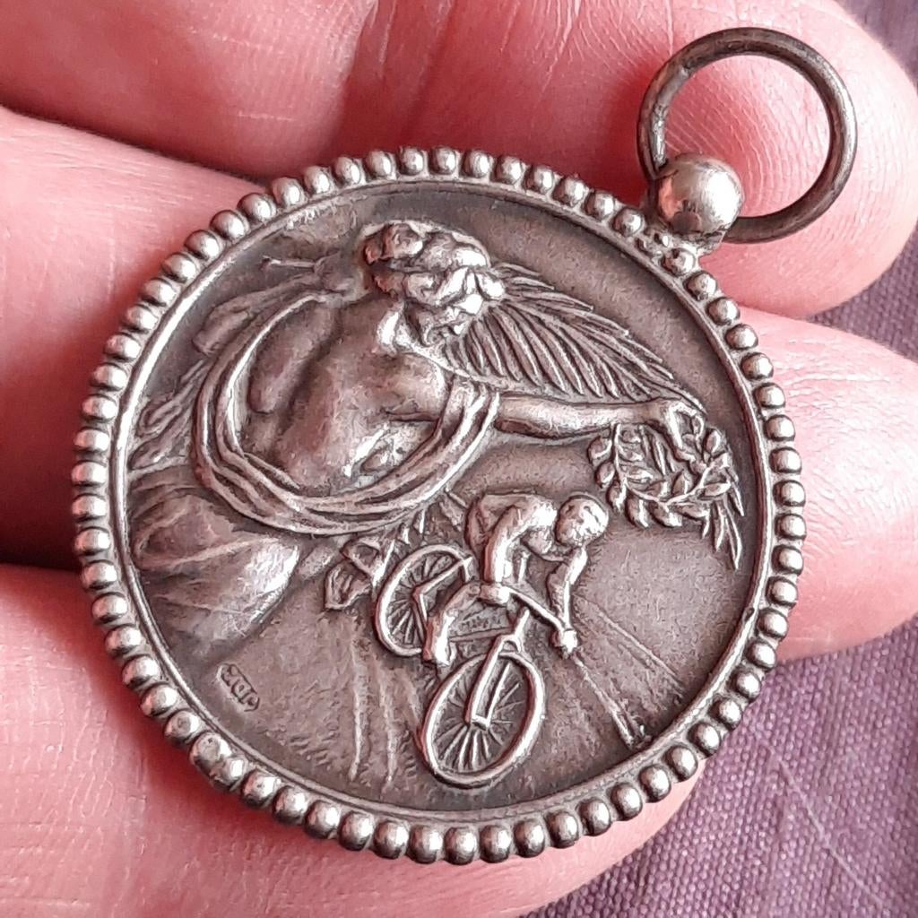 Zilveren Medaille Wielrennen 1e Prijs 1929, Postzegels en Munten, Penningen en Medailles, Verzenden, Zilver