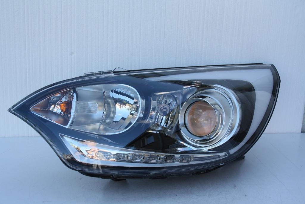 Koplamp Kia Rio + LED links Origineel ! NIEUW staat !, Auto-onderdelen, Verlichting, Ophalen of Verzenden, Gebruikt, Kia