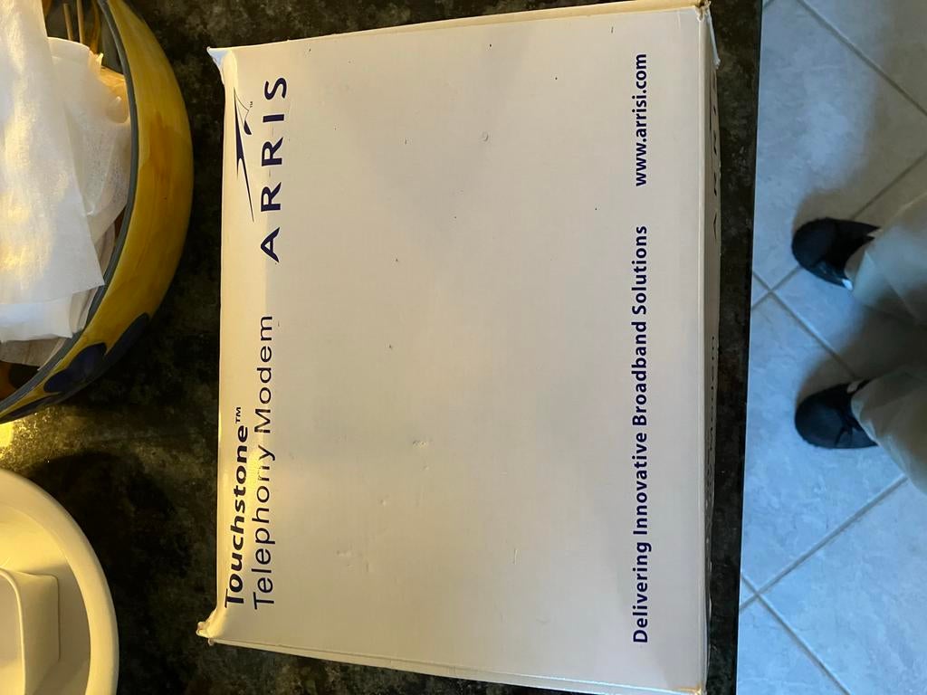 Arris Wifi Router Complete Set, Ophalen, Zo goed als nieuw, Router met modem