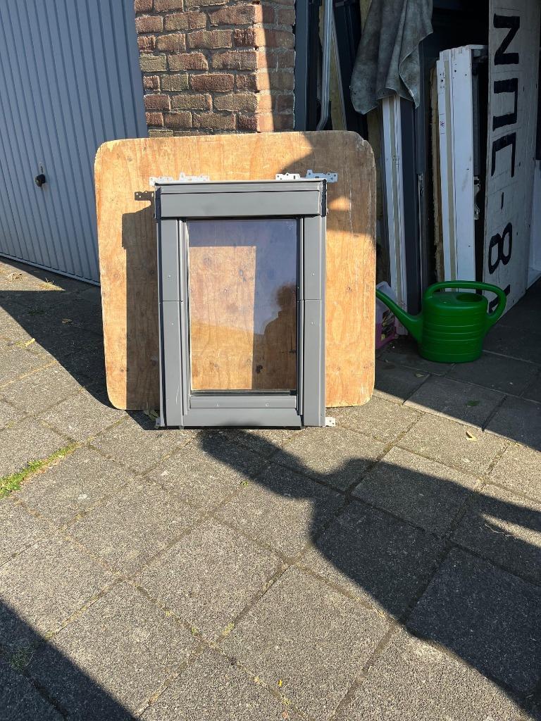 Velux GGL CK02, Doe-het-zelf en Verbouw, Glas en Ramen, Ophalen, Gebruikt, Minder dan 80 cm, Minder dan 80 cm