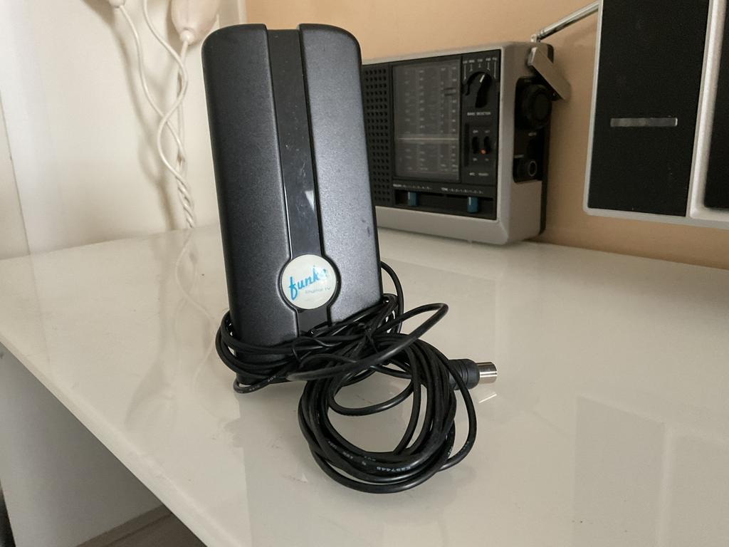 KPN digitenne binnenantenne 🔥voor alle digitenne decoders🔥, Ophalen of Verzenden, Zo goed als nieuw