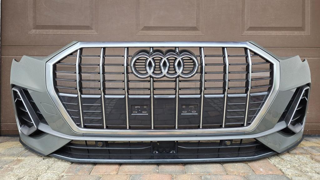 Voorbumper Audi Q3 83A F3 S-line SLINE  BUMPER LX7G ORIGINEE, Gebruikt, -, Voor, Bumper