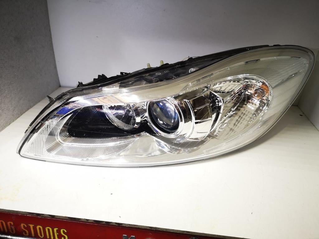Volvo c 30 koplamp in goede staat, Auto-onderdelen, Ophalen, Gebruikt, Volvo