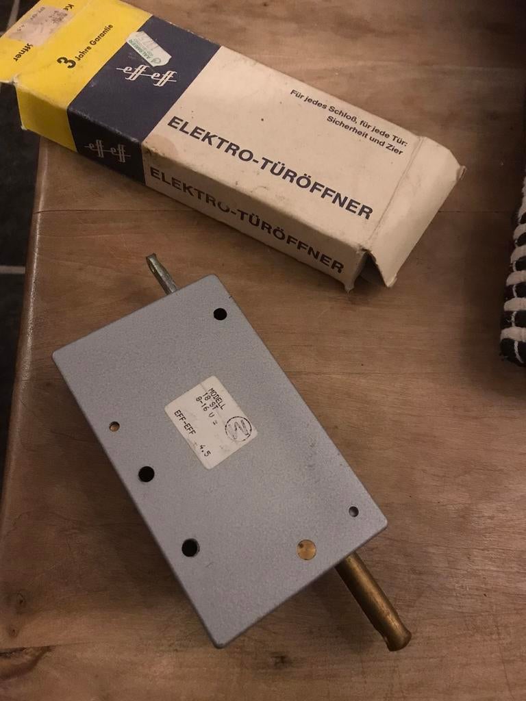 Eff eff Elektro slot turoffner modell 18, Ophalen of Verzenden