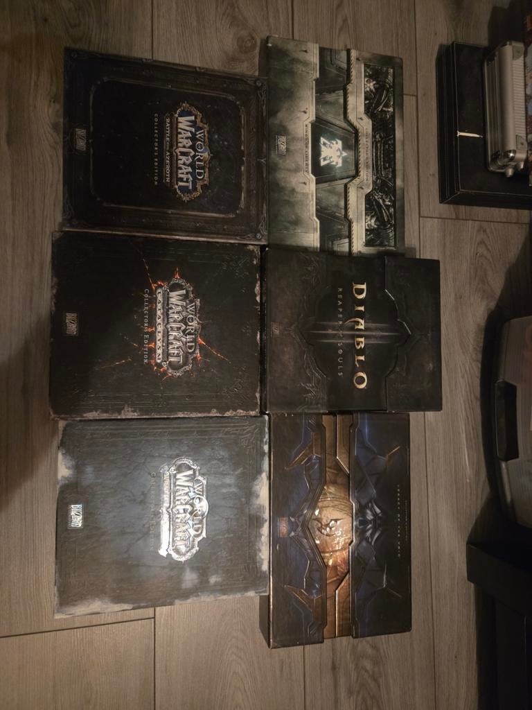 World of Warcraft & Diablo Collector's Editions, Spelcomputers en Games, Games | Pc, 1 speler, Ophalen of Verzenden, Zo goed als nieuw