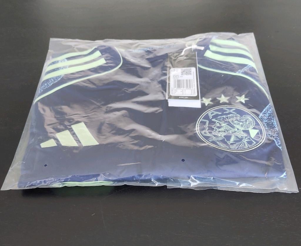 Ajax officieel uitshirt 2025/2026 - Maat M - NIEUW, Ophalen of Verzenden, Nieuw, Shirt