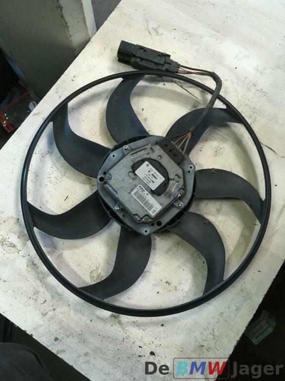 Koelventilator  BMW E60 E61 E63 E64   673275617129, Gebruikt, Ophalen of Verzenden, BMW