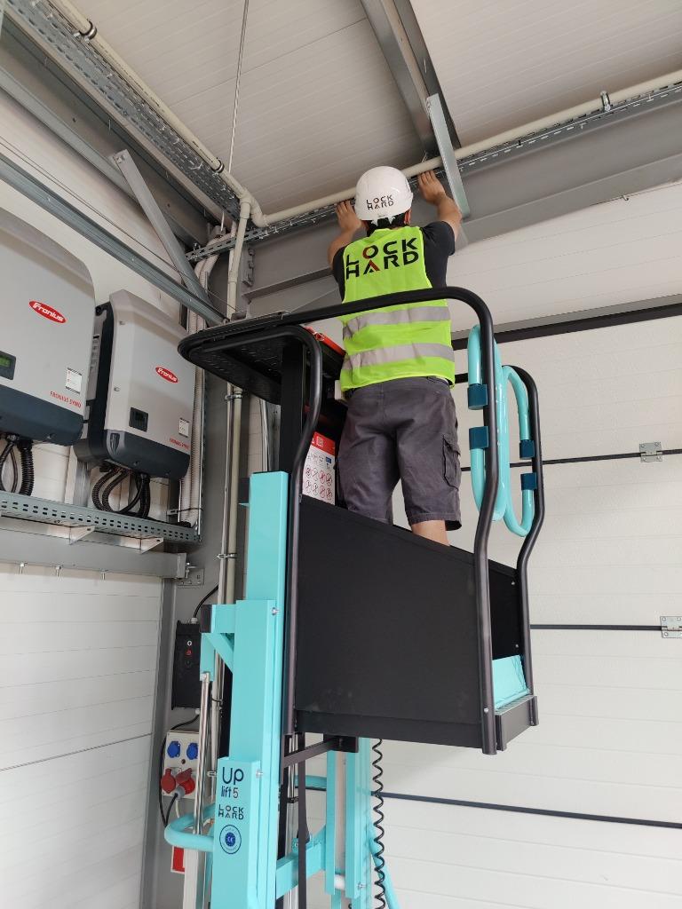 Eenpersoons elektrische hoogwerkers werkhoogte 5 & 6 meter., Ophalen of Verzenden, Nieuw, Overige typen, 5 meter of hoger