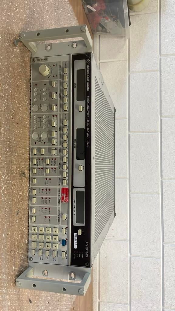 ROHDE&SCHWARZ audio analyzer 10 hz 100khz UPA3 372.6014.03, Ophalen of Verzenden, Gebruikt