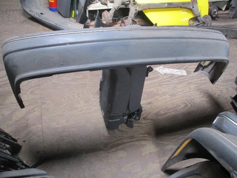 Bumper Achter Ford Escort 5 (AAL/ABL) (1990-09/1995-01), Auto-onderdelen, Gebruikt, Henry-Ford-Straße  1, Köln 50735, , Duitsland