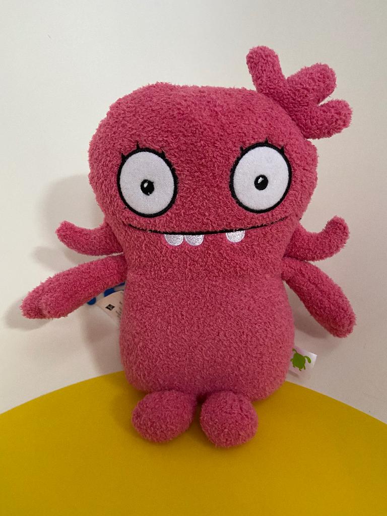 5379 ugly dolls roze, Kinderen en Baby's, Speelgoed | Knuffels en Pluche, Ophalen of Verzenden, Zo goed als nieuw, Overige typen