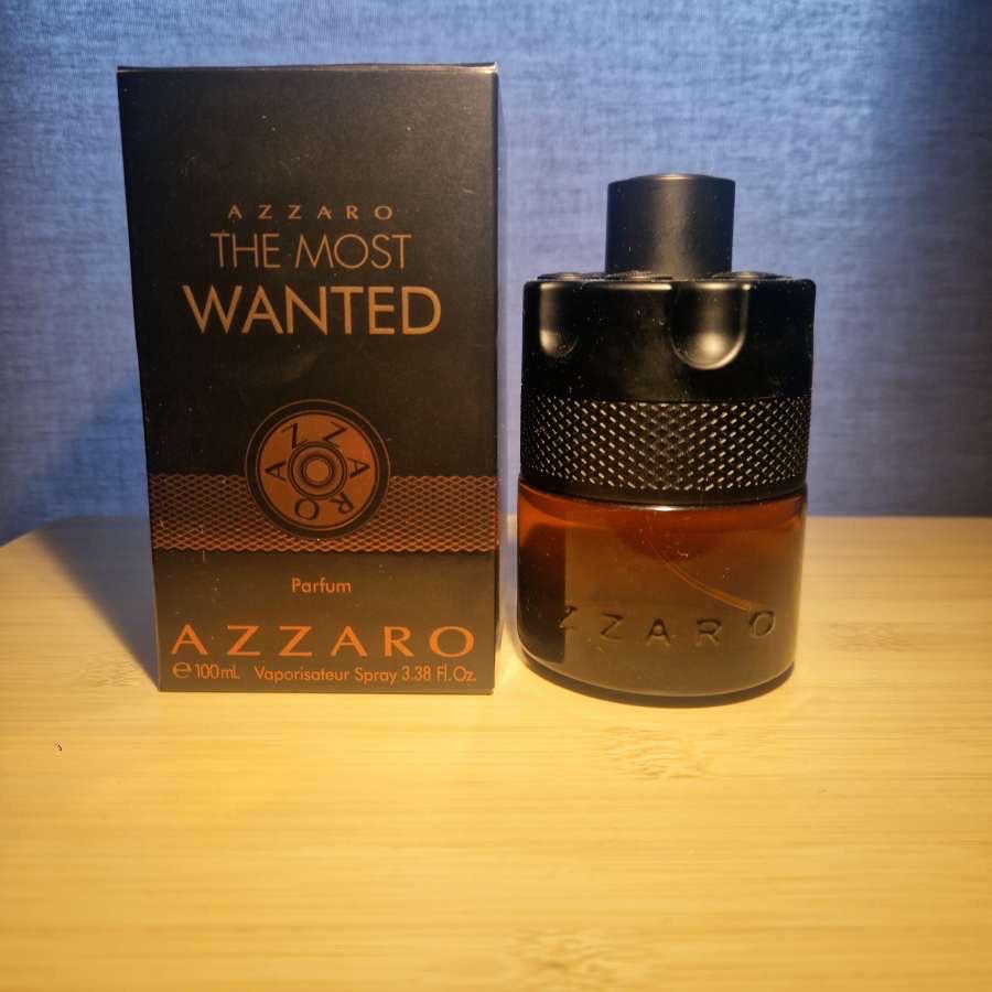 Azzaro, Verzenden, Zo goed als nieuw