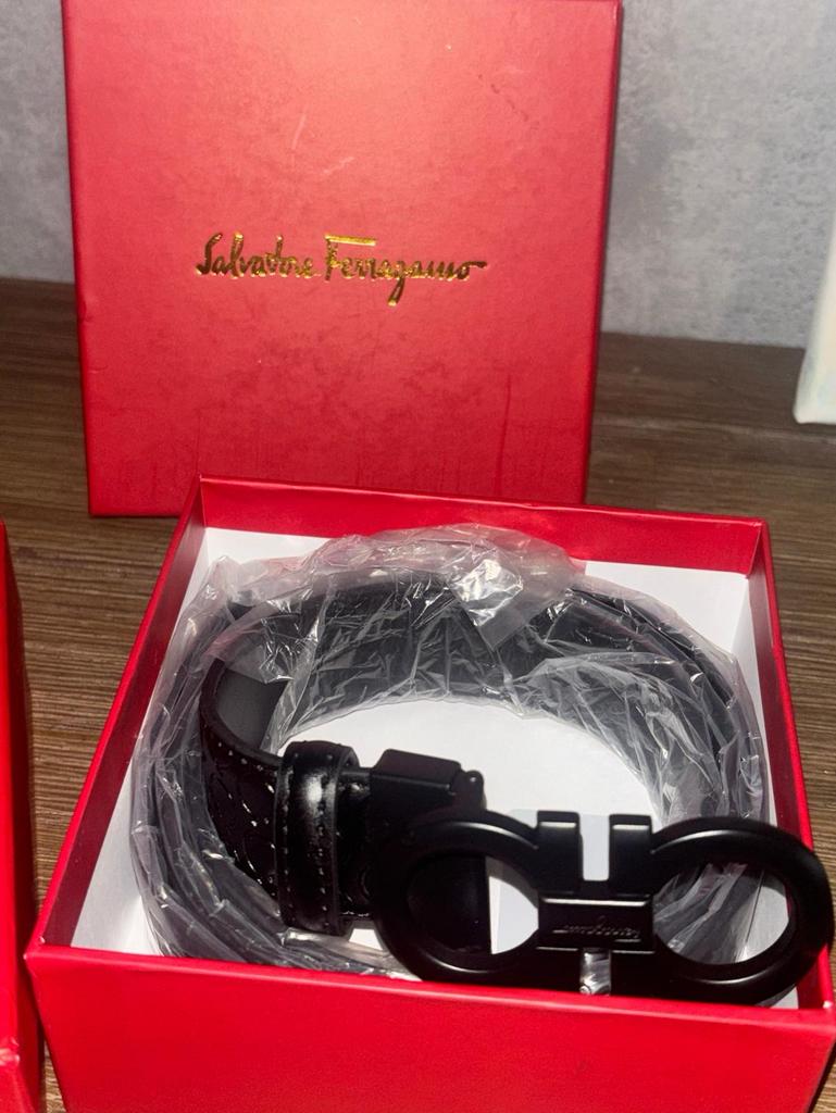 Salvatore Ferragamo Riem, Kleding | Heren, Riemen en Ceinturen, 95 tot 105 cm, Ophalen of Verzenden, Zo goed als nieuw, Riem of Ceintuur