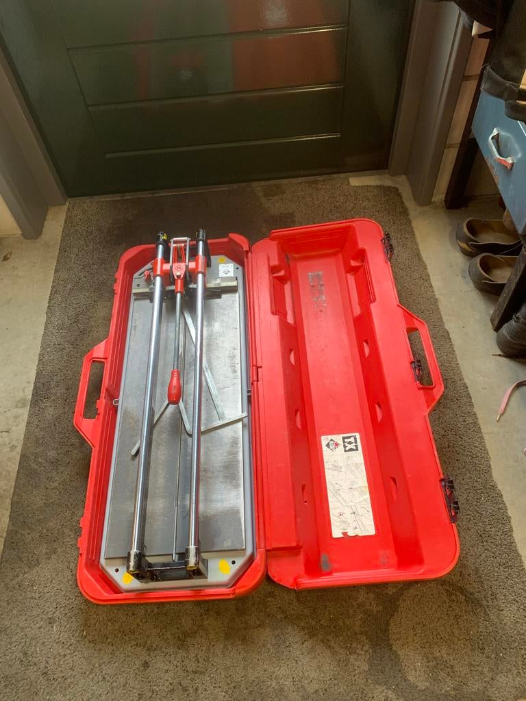 Rubi tegelsnijder tx 700, Ophalen