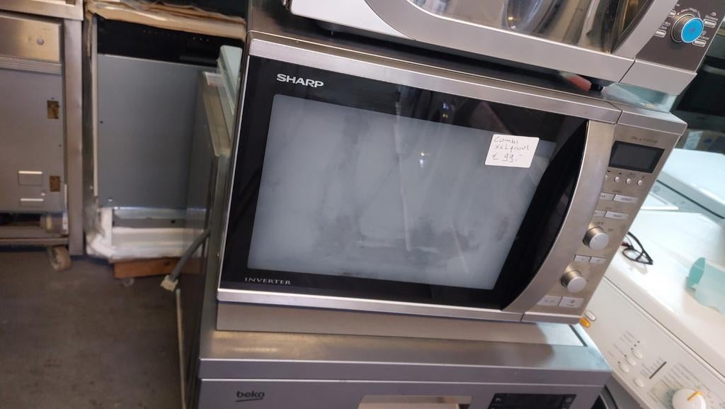 Extra grote  combinatie magnetron/oven, Witgoed en Apparatuur, Magnetrons, Zo goed als nieuw, Vrijstaand, 45 tot 60 cm, Oven, Ophalen of Verzenden