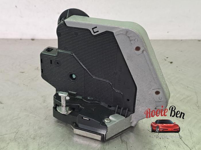 Deurslot Mechaniek 4Deurs links-achter van een Lexus RX 300, Auto-onderdelen, Gebruikt, -, -, -