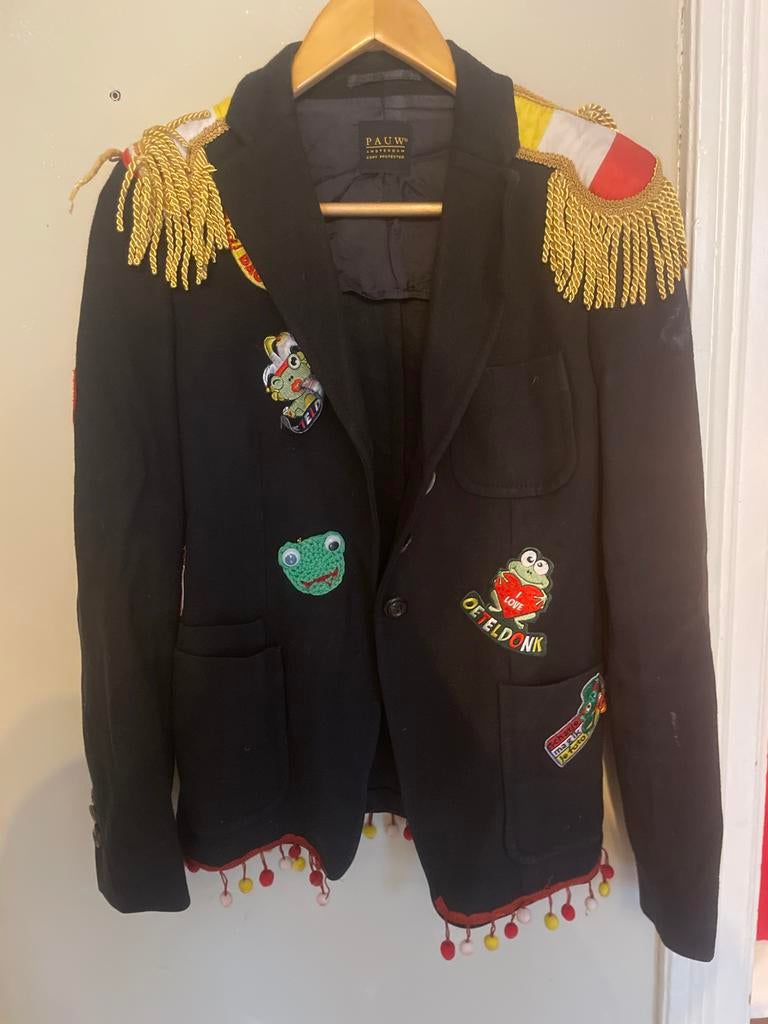 Oeteldonk Kiel Maat S met emblemen, Carnaval, Ophalen of Verzenden, Kleding, Gedragen