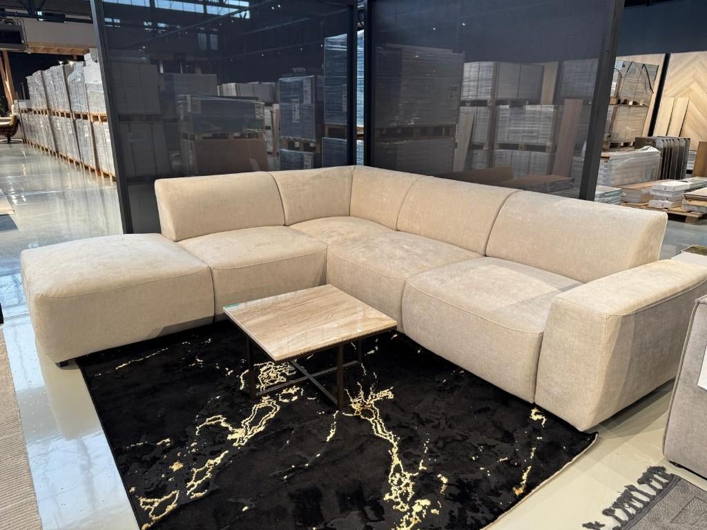 Direct ophalen | Hoekbank| loungebank | Velvet | Utrecht, Huis en Inrichting, Ophalen, 250 tot 300 cm, Info@trendvortex.com, 4131 NH
