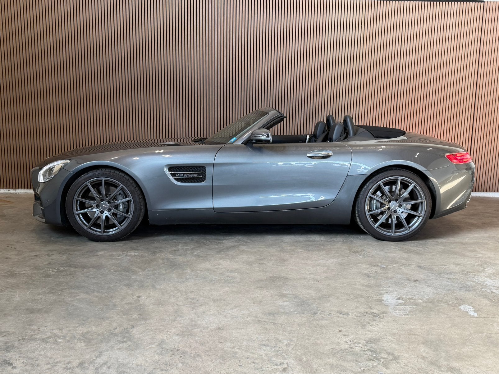 Mercedes AMG GT Roadster 4.0 V8 / Dealer onderhouden, Auto's, Automaat, Achterwielaandrijving, Cabriolet, 0 kg