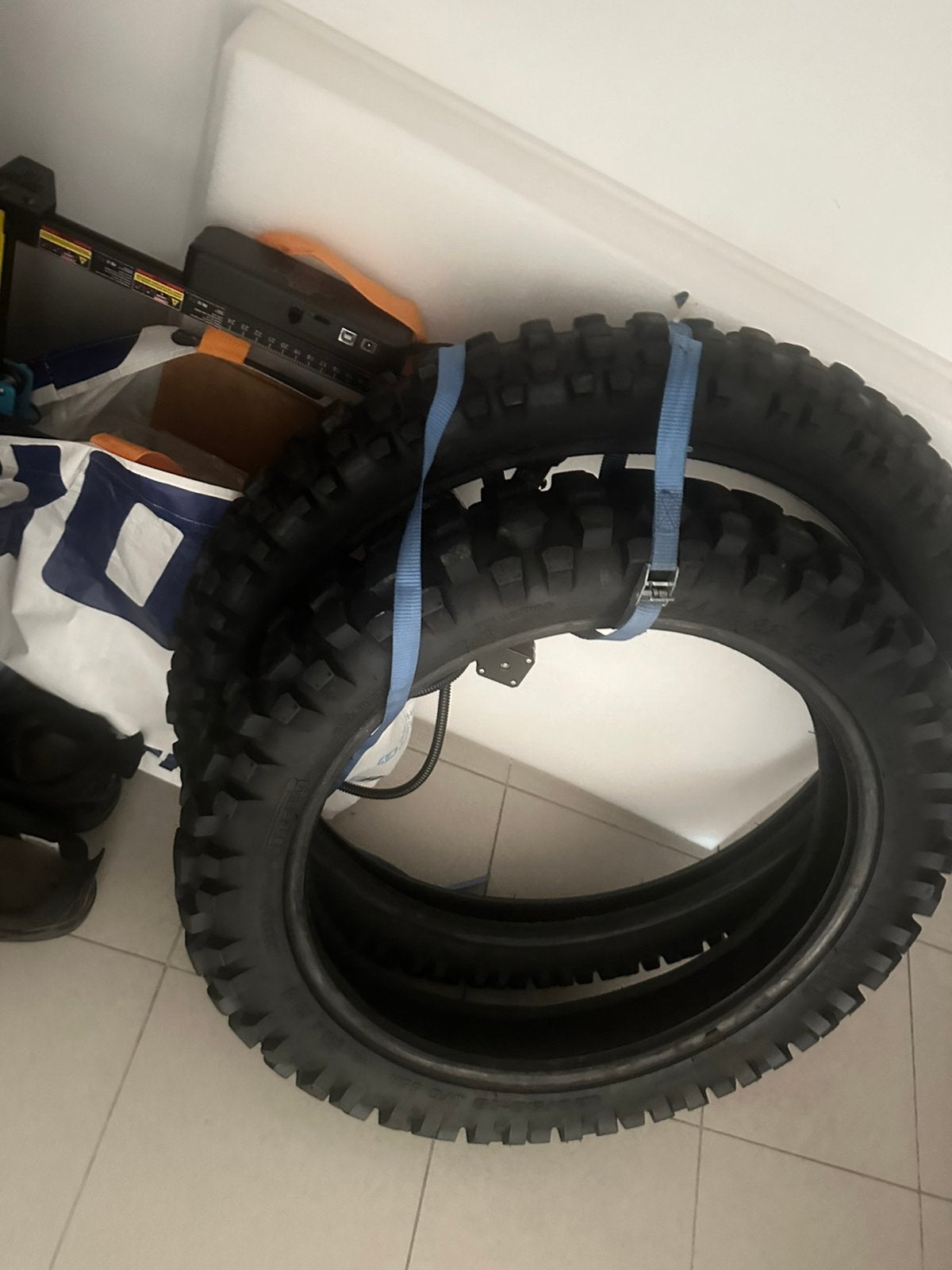 Pirelli mt 90.90.21 en 120.90.18, Motoren, Ophalen of Verzenden, Nieuw