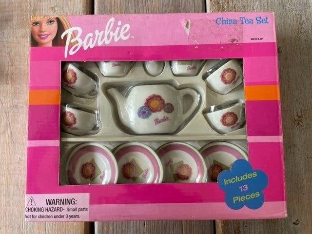 Kinderserviesje / poppenservies. Barbie. 13 delig. NIEUW., Kinderen en Baby's, Ophalen, Nieuw, Overige typen