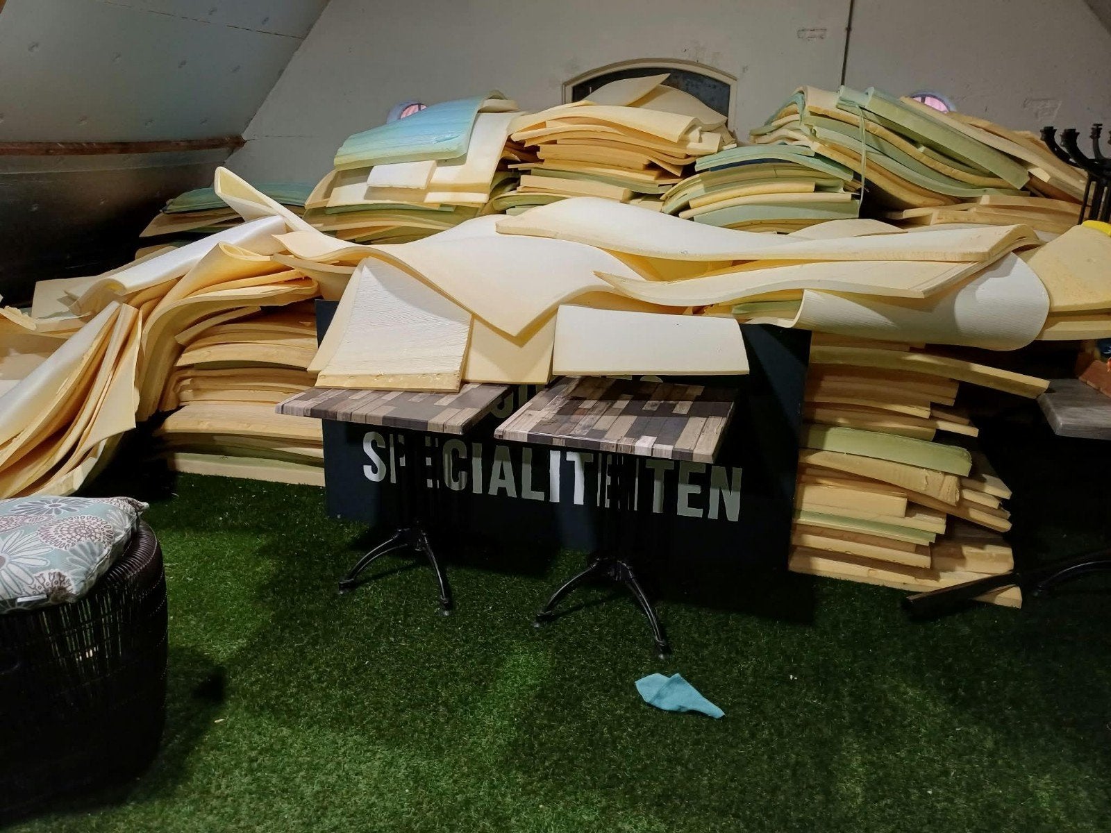 Grote partij schuimplaten en reststukken - diverse diktes, Ophalen, Nvt, Nvt, Nvt