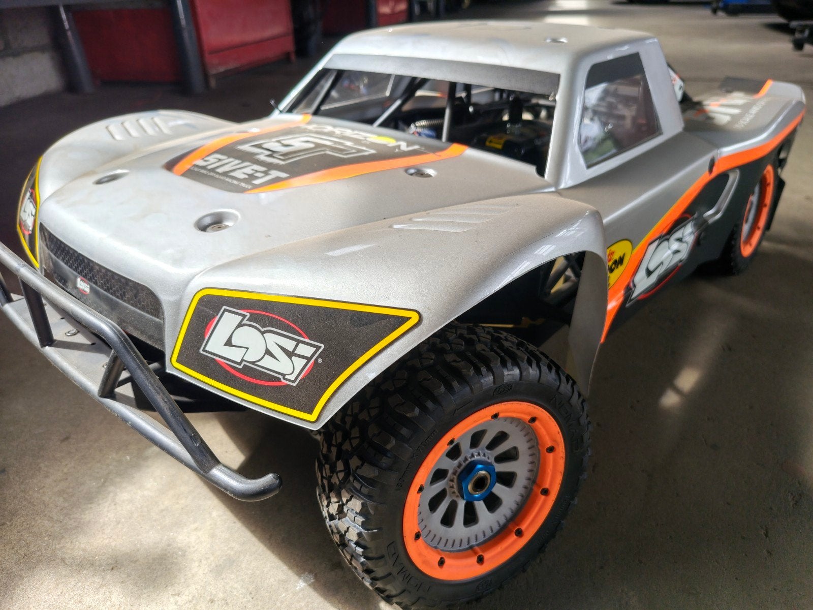 Losi 5 t 4x4, Ophalen, Overige schalen, Benzine, Auto offroad