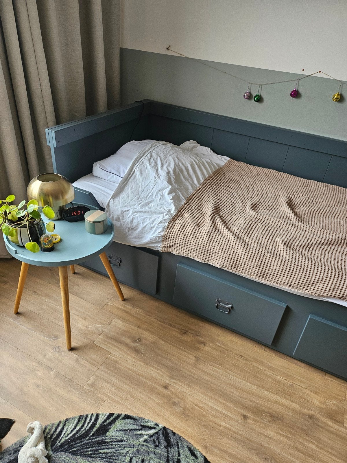 bed en kast en tafeltje (bed is uitschuifbaar), Ophalen, Gebruikt, Eenpersoons