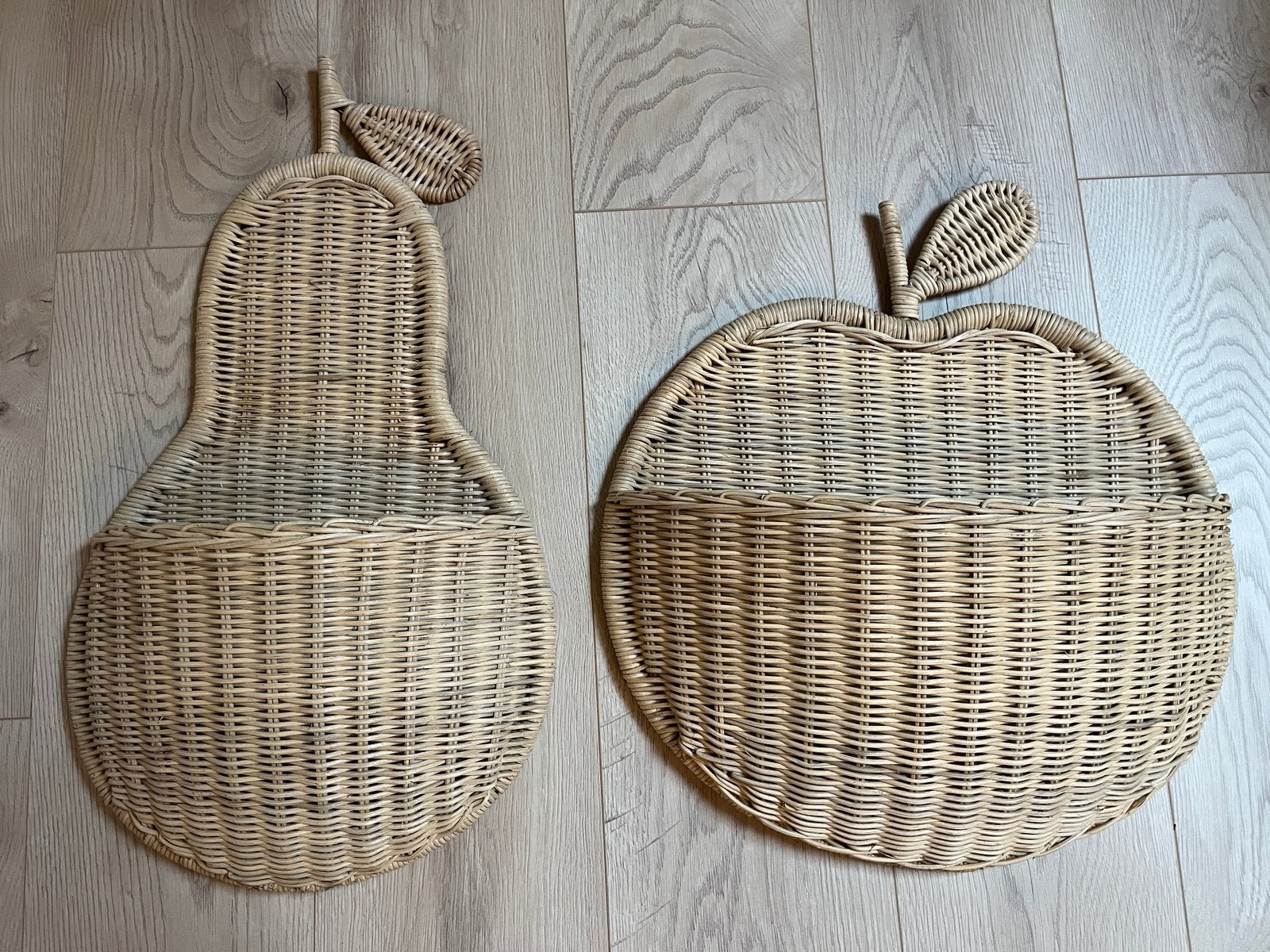 Ratan kind hangmandjes voor knuffeltjes etc (2=40 euro 1=25), Ophalen, Zo goed als nieuw