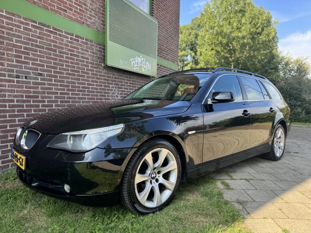 BMW 5 Serie Touring 525i Exe*2005*Cruise|Clima|Pano|Xenon, Auto's, Automaat, Achterwielaandrijving, Gebruikt, 2000 kg