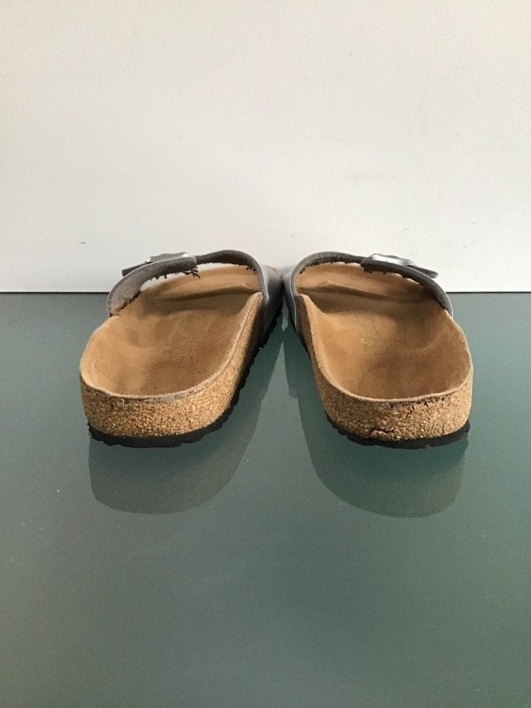 Birkenstock Madrid zilver 42 | slippers | Gratis verzenden, Slippers, Overige kleuren, Verzenden, Zo goed als nieuw
