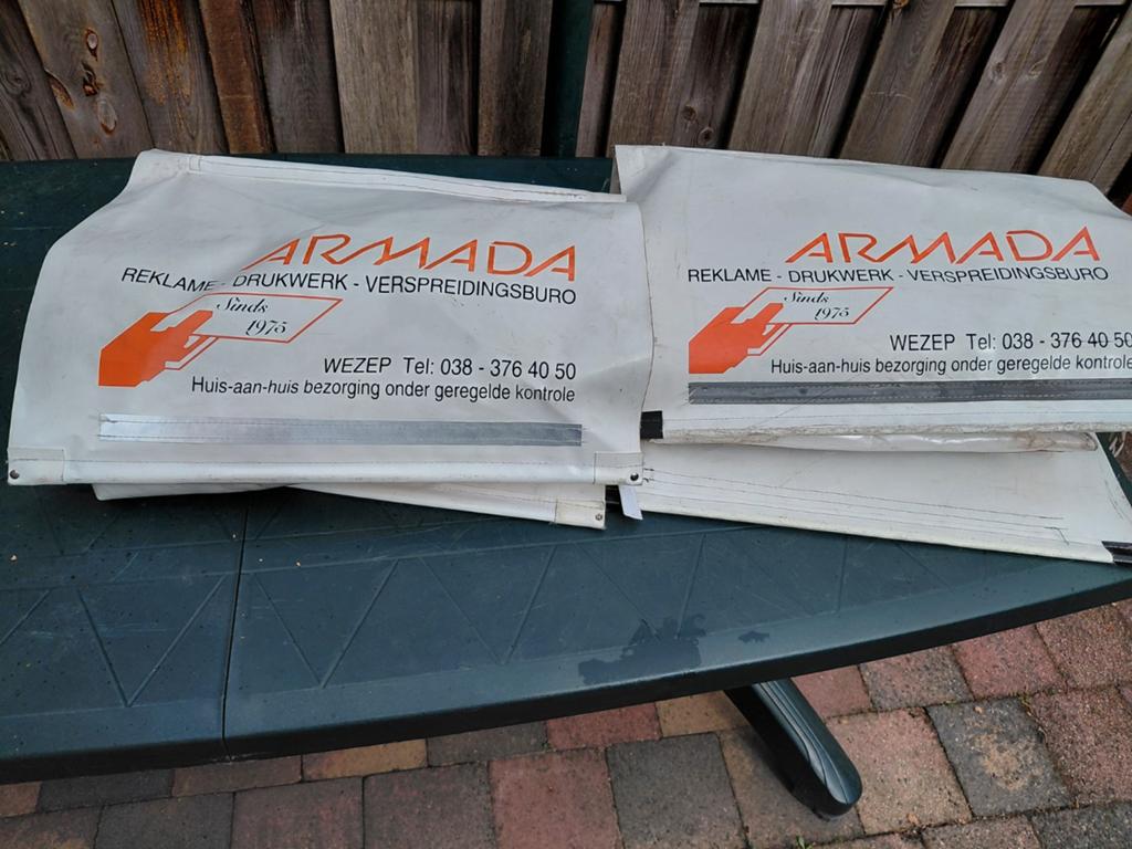 2x krantenwijk fietstassen, Ophalen of Verzenden, Gebruikt, 80 kg of meer