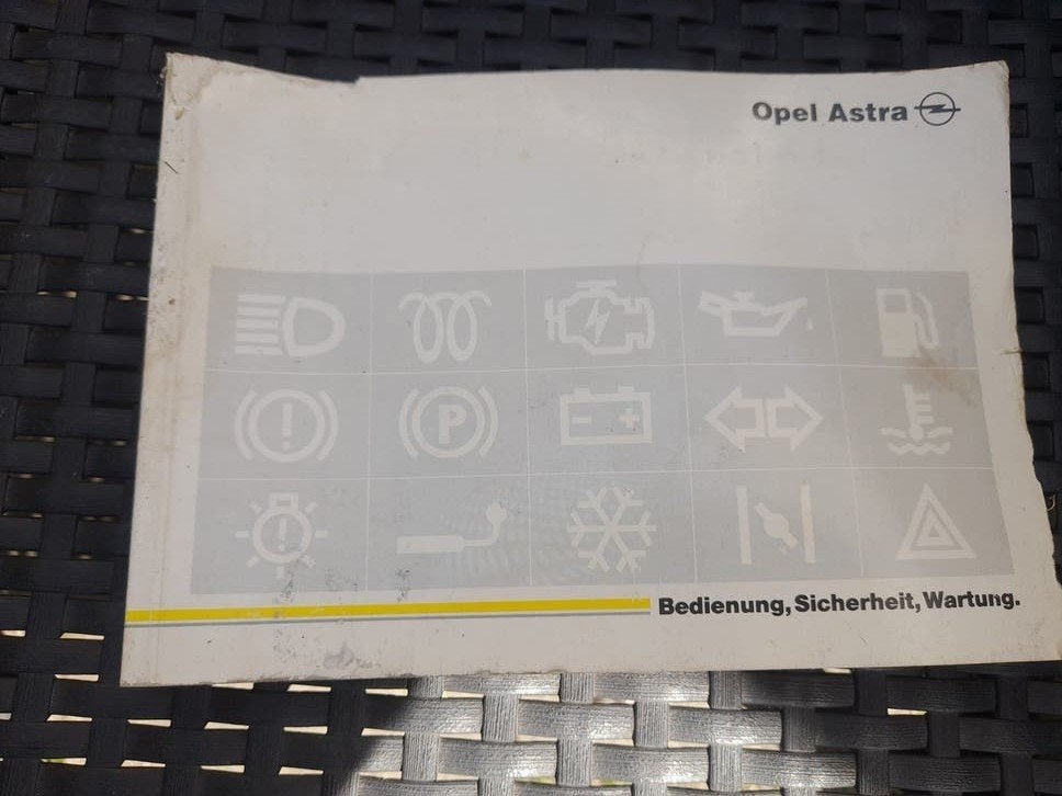 Instructieboekje Opel Astra 1993 - Redelijke staat, Auto diversen, Handleidingen en Instructieboekjes, Ophalen of Verzenden