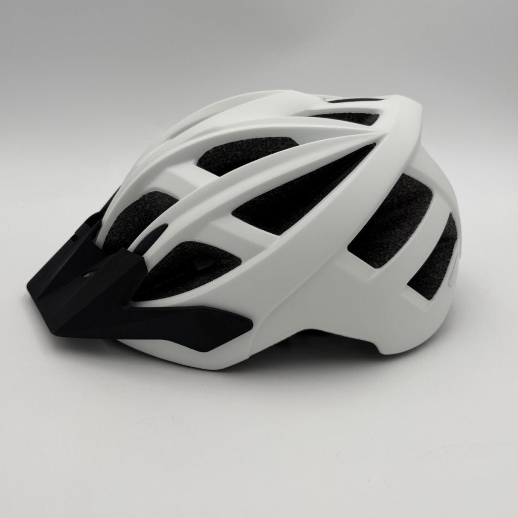 Fietshelm met lampje achter - Nieuw, Fietsen en Brommers, Flex Ltd., Zo goed als nieuw, https://flex.com/contact-us, Nobelstraat 10, 5807 GA Oostrum LB, Limburg, Nederland