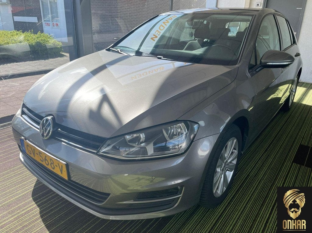 Volkswagen Golf 1.6 TDI Business Edition R Connected, Auto's, Volkswagen, Gebruikt, Euro 6, 4 cilinders, 1239 kg