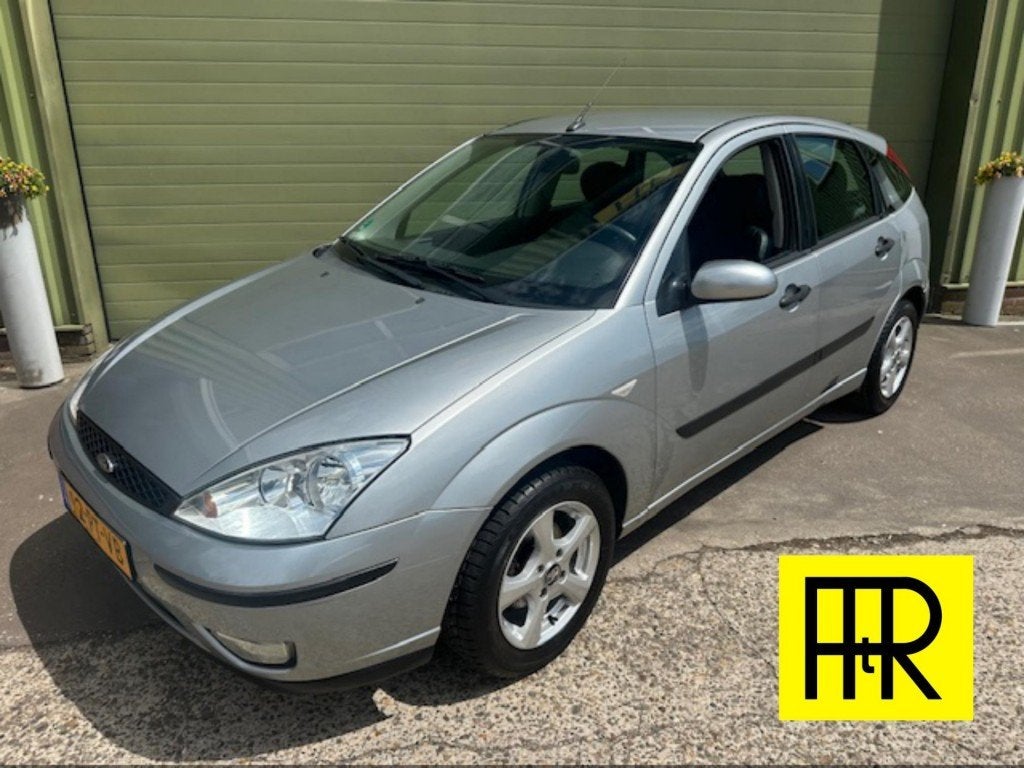 Ford FOCUS 1.6 - 16V Futura NWE APK, Auto's, 1596 cc, Gebruikt, 4 cilinders, Lederen bekleding