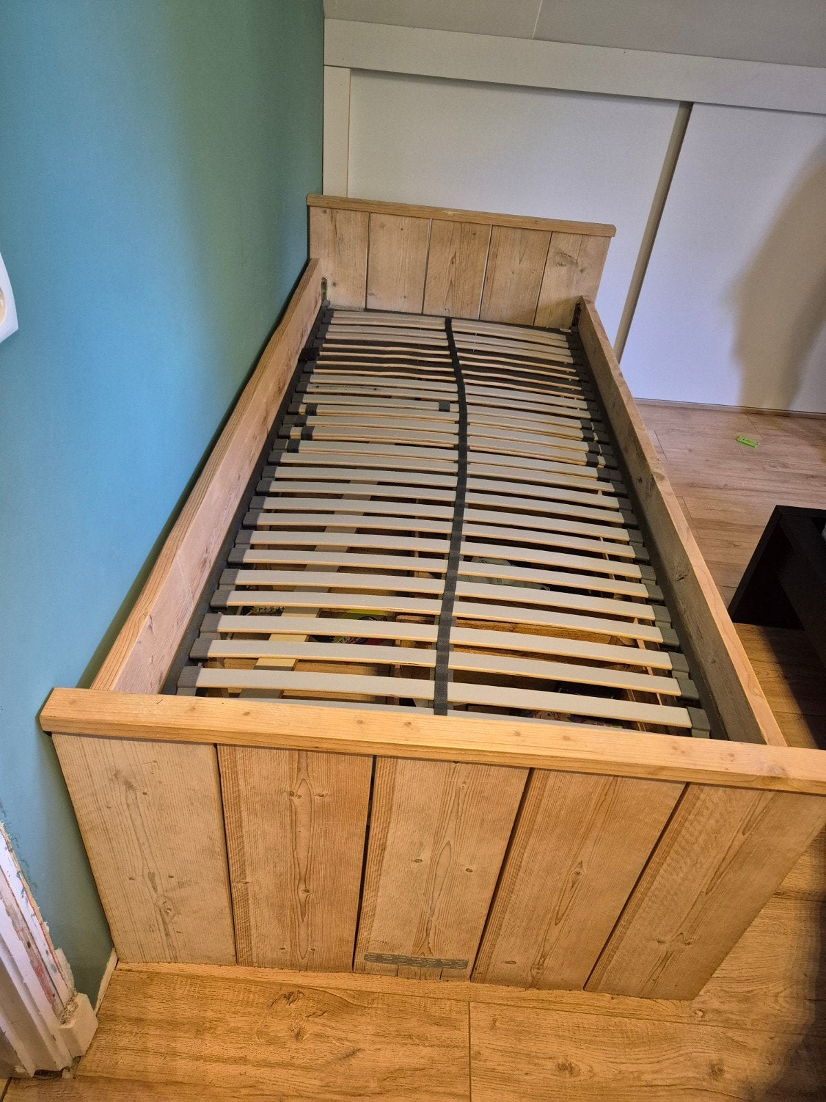 Houten bed met 4 lades/kisten en lattenbodem (excl. matras), Ophalen, Gebruikt, 90 cm, Eenpersoons