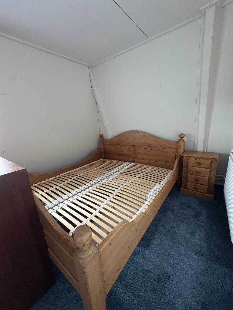 Complete slaapkamerset | Grenen houten bed 180x200, Huis en Inrichting, Slaapkamer | Complete slaapkamers, Ophalen, Gebruikt, Tweepersoons