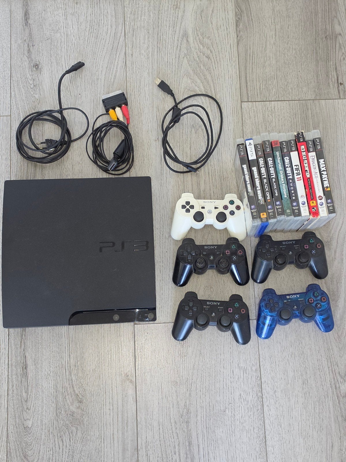 Playstation 3 met 5 controllers en 9 complete spellen, Ophalen, Online, Gebruikt, 2 spelers