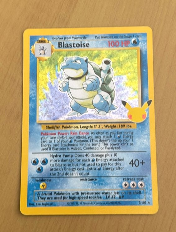 Blastoise pokemon kaart, Ophalen of Verzenden, Zo goed als nieuw, Losse kaart
