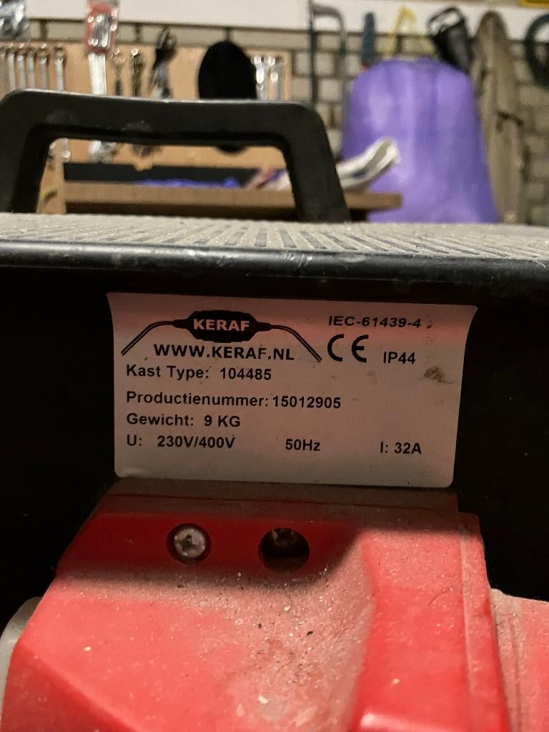 KERAF 104485 doorluskast, Ophalen, Gebruikt, Stopcontact