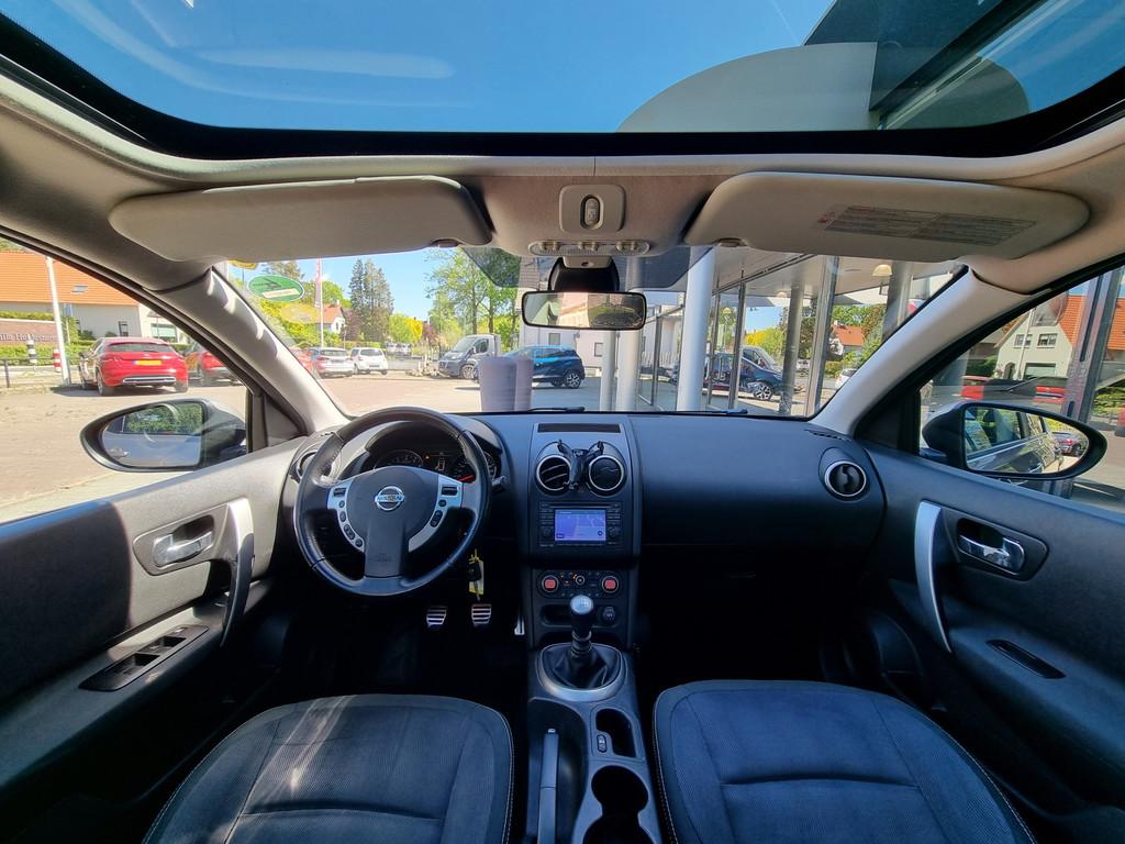 Nissan QASHQAI 2.0 Connect Edition | Panorama | Trekhaak | A, Stof, Gebruikt, 4 cilinders, Bruin