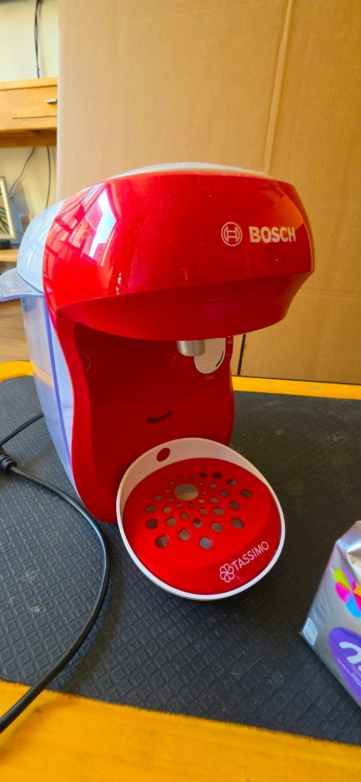Bosch Tassimo Koffiemachine - Rood, Ophalen, Koffiemachine, Zo goed als nieuw, 1 kopje