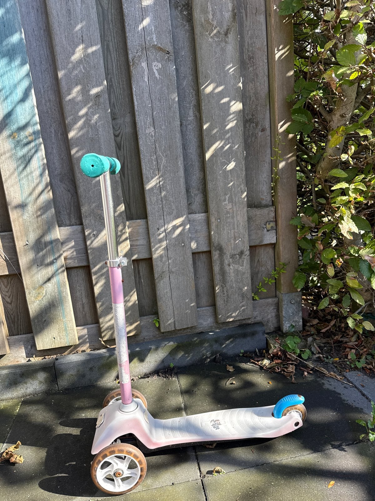 Roze kinderstep met 3 wielen, Ophalen, Gebruikt, Gewone step