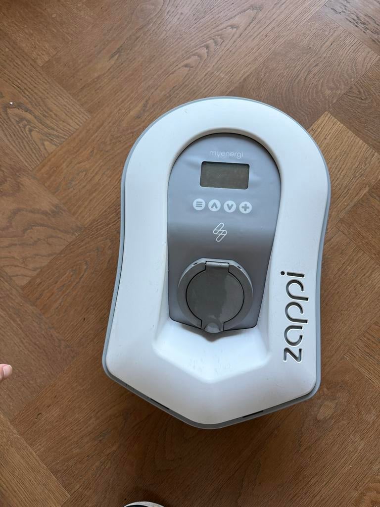 Zappi V2 laadpaal 22kW (3-fase 32A) + Harvi + ct klemmen, Ophalen of Verzenden, Zo goed als nieuw, Laadpaal