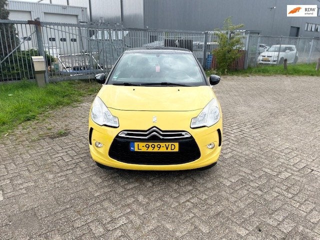 Citroen DS3 1.4 Chic, Auto's, Voorwielaandrijving, Euro 5, Parkeersensor, Geel