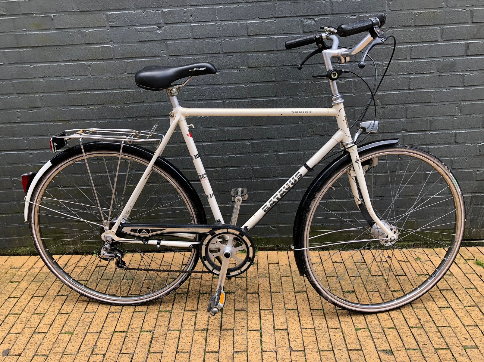 Classic: Batavus Sprint 28 inch, Ophalen, Gebruikt, Velgrem, Batavus
