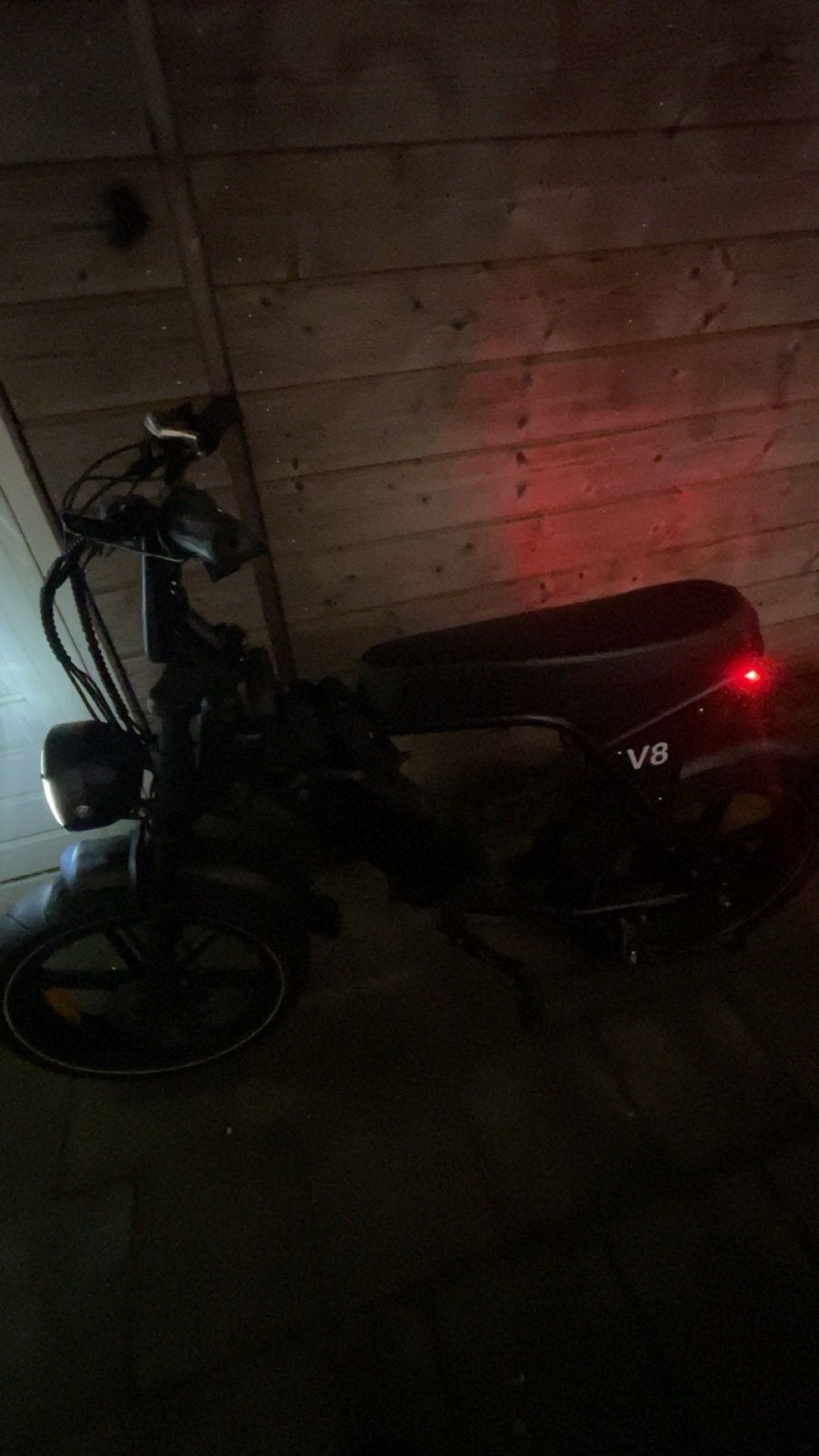 Fatbike V8 met sleutels, accu, lader, slot, gashendel en fac, Ophalen of Verzenden, Zo goed als nieuw, Overige merken